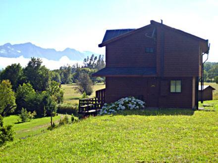 Boomerang Inn Pucón Esterno foto